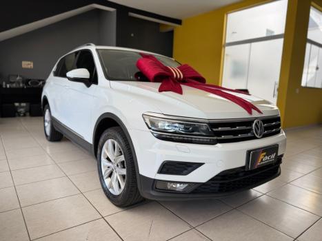 VOLKSWAGEN Tiguan 1.4 250 TSI TOTAL FLEX ALLSPACE COMFORTLINE TURBO AUTOMTICO TIPTRONIC, Foto 5