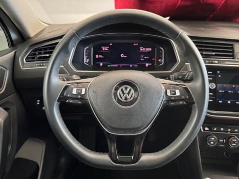 VOLKSWAGEN Tiguan 1.4 250 TSI TOTAL FLEX ALLSPACE COMFORTLINE TURBO AUTOMTICO TIPTRONIC, Foto 17