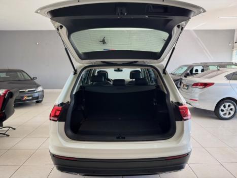 VOLKSWAGEN Tiguan 1.4 250 TSI TOTAL FLEX ALLSPACE COMFORTLINE TURBO AUTOMTICO TIPTRONIC, Foto 19