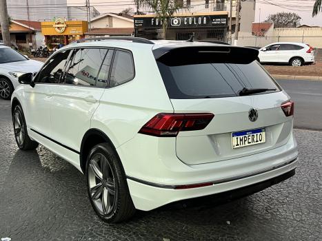 VOLKSWAGEN Tiguan 1.4 250 TSI TOTAL FLEX ALLSPACE TURBO AUTOMTICO TIPTRONIC, Foto 4