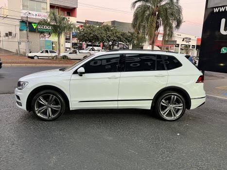 VOLKSWAGEN Tiguan 1.4 250 TSI TOTAL FLEX ALLSPACE TURBO AUTOMTICO TIPTRONIC, Foto 6