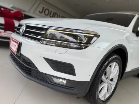 VOLKSWAGEN Tiguan 1.4 250 TSI TOTAL FLEX ALLSPACE COMFORTLINE TURBO AUTOMTICO TIPTRONIC, Foto 3