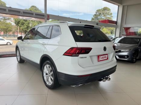 VOLKSWAGEN Tiguan 1.4 250 TSI TOTAL FLEX ALLSPACE COMFORTLINE TURBO AUTOMTICO TIPTRONIC, Foto 5