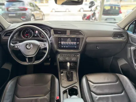 VOLKSWAGEN Tiguan 1.4 250 TSI TOTAL FLEX ALLSPACE COMFORTLINE TURBO AUTOMTICO TIPTRONIC, Foto 11