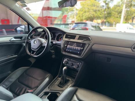 VOLKSWAGEN Tiguan 1.4 250 TSI TOTAL FLEX ALLSPACE COMFORTLINE TURBO AUTOMTICO TIPTRONIC, Foto 20