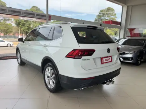 VOLKSWAGEN Tiguan 1.4 250 TSI TOTAL FLEX ALLSPACE COMFORTLINE TURBO AUTOMTICO TIPTRONIC, Foto 5