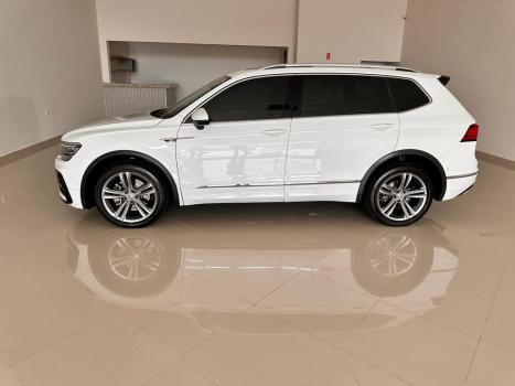 VOLKSWAGEN Tiguan 2.0 16V 4P TSI 350 TURBO R-LINE 4MOTION DSG AUTOMTICO, Foto 3