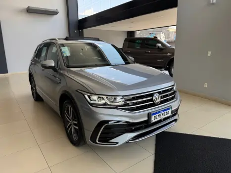 VOLKSWAGEN Tiguan 2.0 16V 4P TSI 300 TURBO R-LINE AUTOMTICO, Foto 2