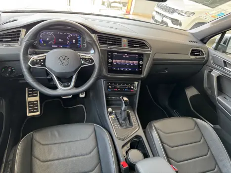 VOLKSWAGEN Tiguan 2.0 16V 4P TSI 300 TURBO R-LINE AUTOMTICO, Foto 7