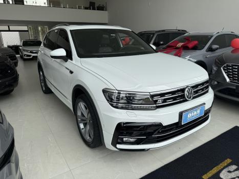 VOLKSWAGEN Tiguan 2.0 16V 4P FSI R-LINE TURBO AUTOMTICO, Foto 2