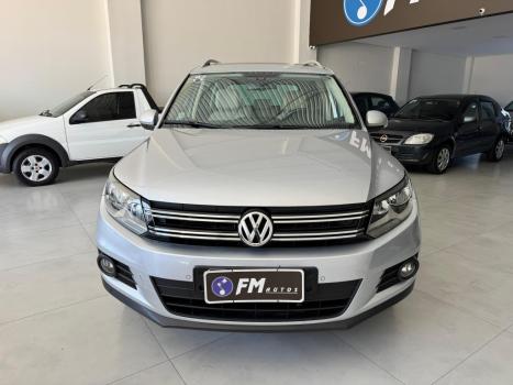 VOLKSWAGEN Tiguan 2.0 16V 4P FSI 4WD TURBO AUTOMTICO, Foto 2