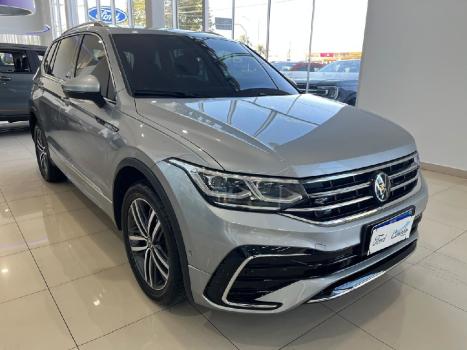 VOLKSWAGEN Tiguan 2.0 16V 4P TSI R-LINE TURBO AUTOMTICO TIPTRONIC, Foto 3
