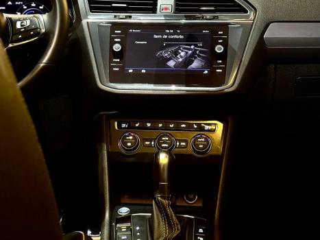 VOLKSWAGEN Tiguan 2.0 350 TSI TOTAL FLEX ALLSPACE R-LINE 4-MOTION TURBO AUTOMTICO DSG, Foto 17