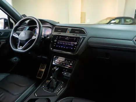VOLKSWAGEN Tiguan 2.0 300 TSI ALLSPACE R-LINE TURBO AUTOMTICO, Foto 6