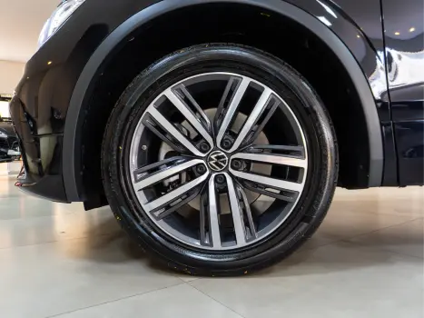 VOLKSWAGEN Tiguan 2.0 300 TSI ALLSPACE R-LINE TURBO AUTOMTICO, Foto 8