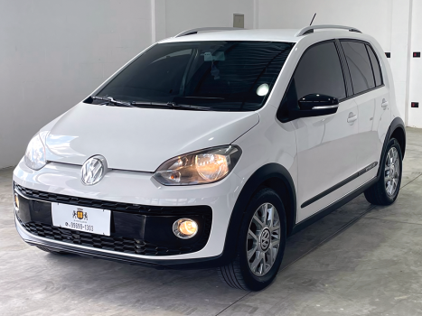 VOLKSWAGEN UP 1.0 12V 4P TSI FLEX WHITE, Foto 1