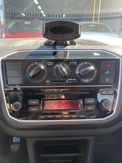 VOLKSWAGEN UP 1.0 12V 4P TSI FLEX MOVE UP, Foto 19