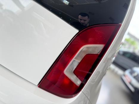 VOLKSWAGEN UP 1.0 12V RED BLACK WHITE FLEX, Foto 8