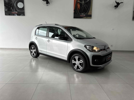 VOLKSWAGEN UP 1.0 4P FLEX 170 TSI XTREME, Foto 2