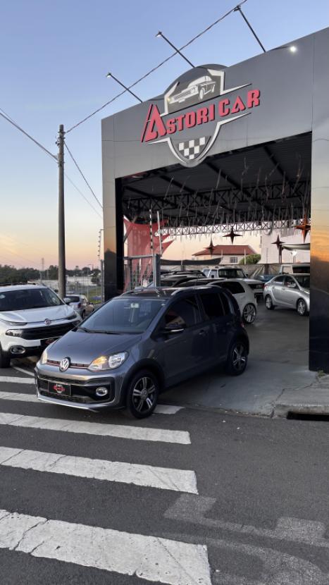 VOLKSWAGEN UP 1.0 4P FLEX 170 TSI XTREME, Foto 1