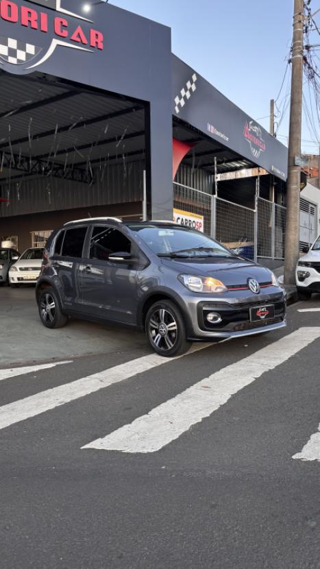 VOLKSWAGEN UP 1.0 4P FLEX 170 TSI XTREME, Foto 4