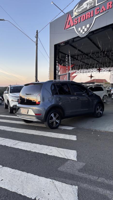 VOLKSWAGEN UP 1.0 4P FLEX 170 TSI XTREME, Foto 5