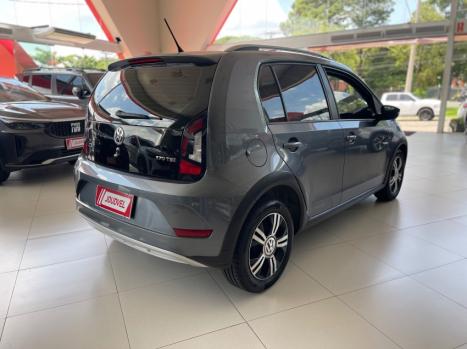 VOLKSWAGEN UP 1.0 4P FLEX 170 TSI XTREME, Foto 7