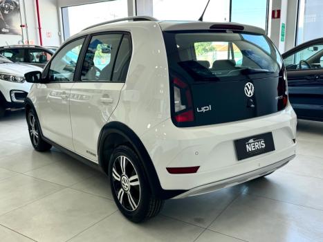 VOLKSWAGEN UP 1.0 4P FLEX 170 TSI XTREME, Foto 7