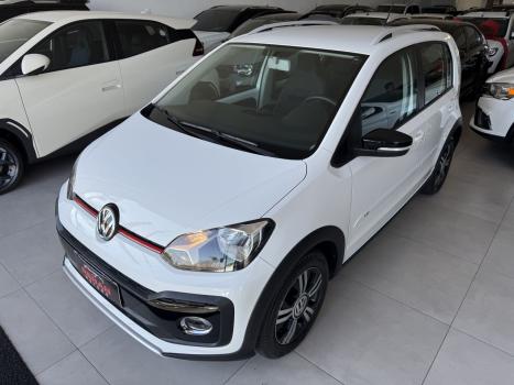 VOLKSWAGEN UP 1.0 4P FLEX 170 TSI XTREME, Foto 1