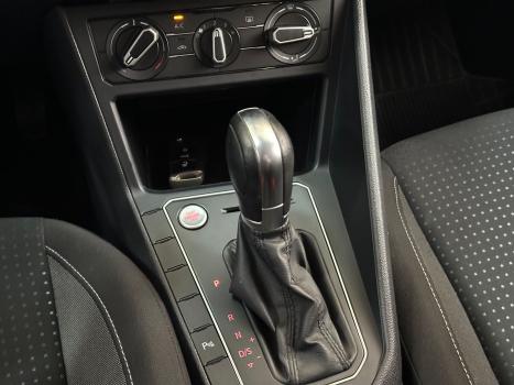 VOLKSWAGEN Virtus 1.0 4P 200 TSI FLEX COMFORTLINE AUTOMTICO, Foto 9