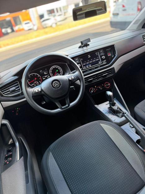 VOLKSWAGEN Virtus 1.0 4P 200 TSI FLEX COMFORTLINE AUTOMTICO, Foto 6