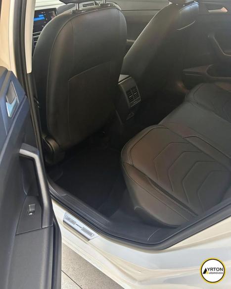 VOLKSWAGEN Virtus 1.0 4P 200 TSI FLEX COMFORTLINE AUTOMTICO, Foto 11