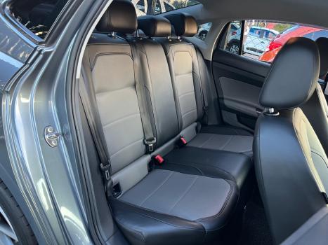 VOLKSWAGEN Virtus 1.0 4P 200 TSI FLEX HIGHLINE AUTOMTICO, Foto 11