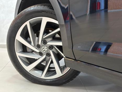 VOLKSWAGEN Virtus 1.0 4P 200 TSI FLEX HIGHLINE AUTOMTICO, Foto 17
