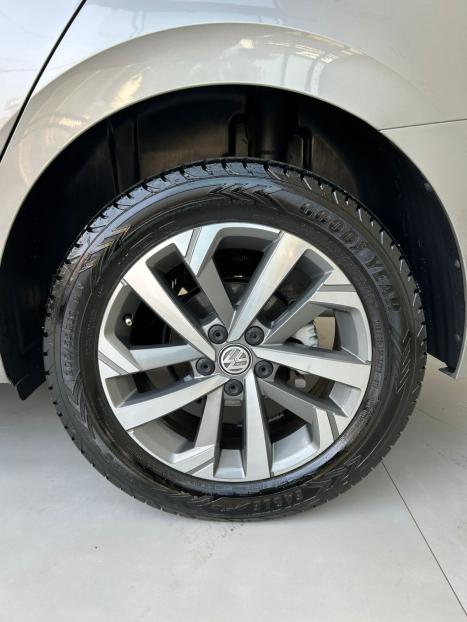 VOLKSWAGEN Virtus 1.0 4P 200 TSI FLEX COMFORTLINE AUTOMTICO, Foto 5