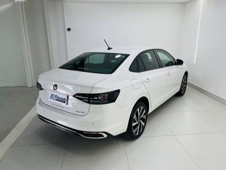 VOLKSWAGEN Virtus 1.0 4P 200 TSI FLEX HIGHLINE AUTOMTICO, Foto 13