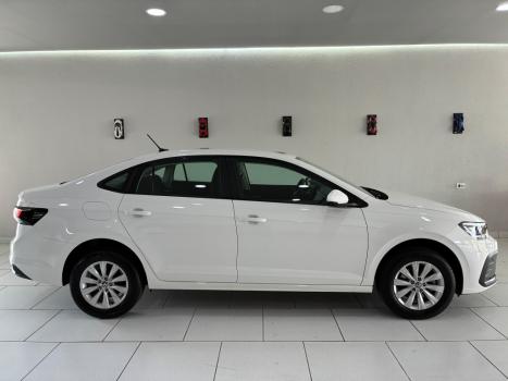 VOLKSWAGEN Virtus 1.0 4P 200 TSI FLEX COMFORTLINE AUTOMTICO, Foto 4