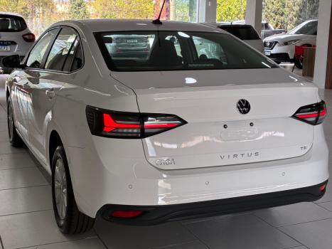 VOLKSWAGEN Virtus 1.0 4P 200 TSI FLEX COMFORTLINE AUTOMTICO, Foto 9