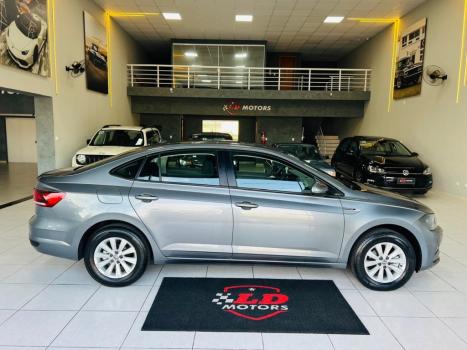 VOLKSWAGEN Virtus 1.0 4P 200 TSI FLEX COMFORTLINE AUTOMTICO, Foto 5
