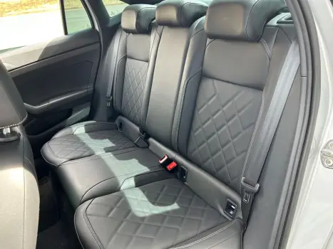 VOLKSWAGEN Virtus 1.4 4P 250 TSI EXCLUSIVE AUTOMTICO, Foto 16