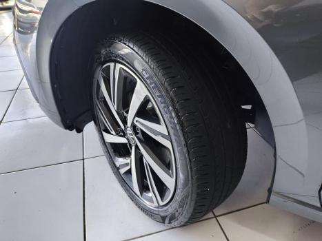 VOLKSWAGEN Virtus 1.0 4P 200 TSI FLEX HIGHLINE AUTOMTICO, Foto 14