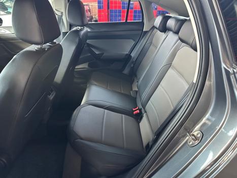 VOLKSWAGEN Virtus 1.0 4P 200 TSI FLEX HIGHLINE AUTOMTICO, Foto 14