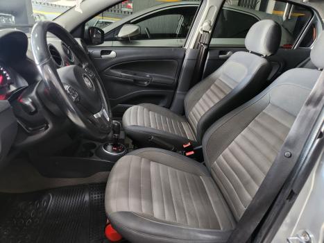 VOLKSWAGEN Voyage 1.6 4P FLEX HIGHLINE, Foto 9