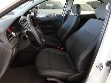VOLKSWAGEN Voyage 1.0 4P FLEX, Foto 12