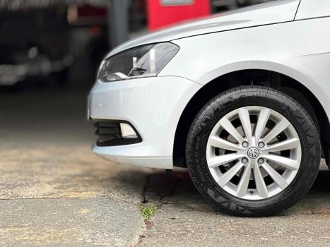 VOLKSWAGEN Voyage 1.6 4P FLEX, Foto 2