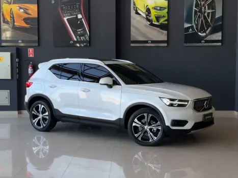 VOLVO XC40 2.0 16V 4P T4 TURBO GEARTRONIC AUTOMTICO, Foto 1