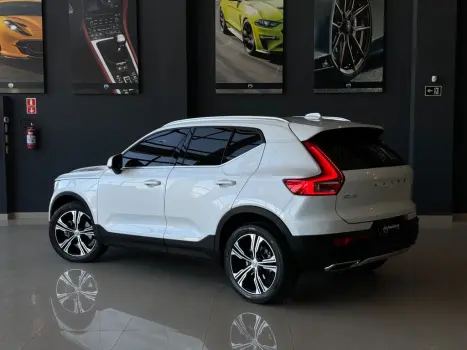 VOLVO XC40 2.0 16V 4P T4 TURBO GEARTRONIC AUTOMTICO, Foto 6