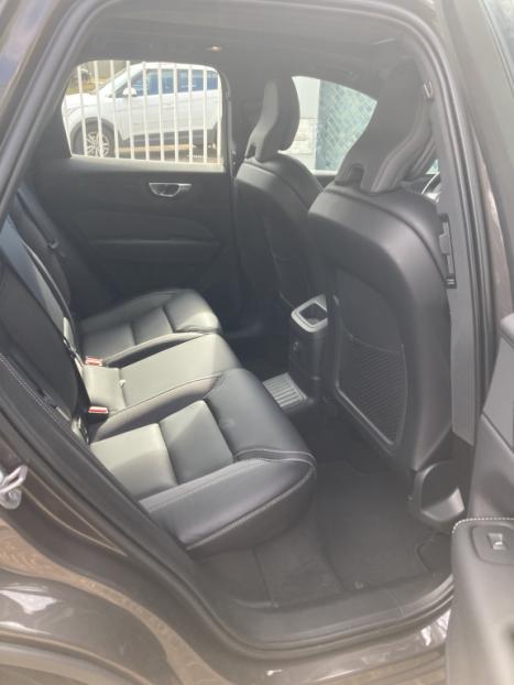 VOLVO XC60 2.0 16V 4P T8 HYBRID R-DESIGN AWD GEARTRONIC AUTOMTICO, Foto 4