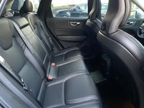 VOLVO XC60 2.0 16V 4P T8 HYBRID INSCRIPTION AWD GEARTRONIC AUTOMTICO, Foto 31