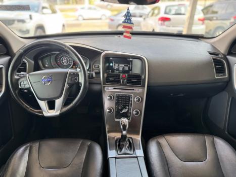 VOLVO XC60 2.0 T5 4P KINETIC DRIVE-E AUTOMTICO, Foto 10